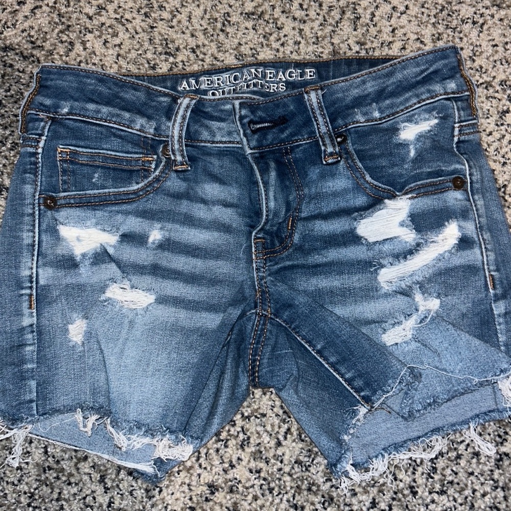 AE Super Low Shortie Size 4